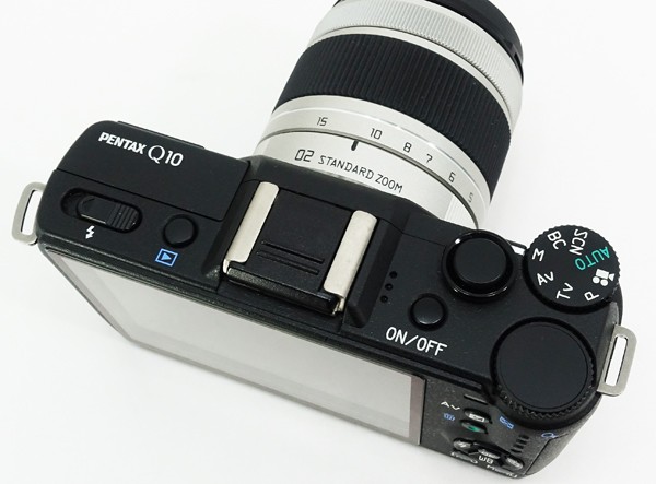 ◇美品【PENTAX ペンタックス】Q10 ズームレンズキット