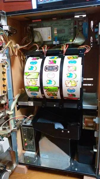 アラジンエボリューション不要機付きパチスロ実機アラジン2 アラジン2