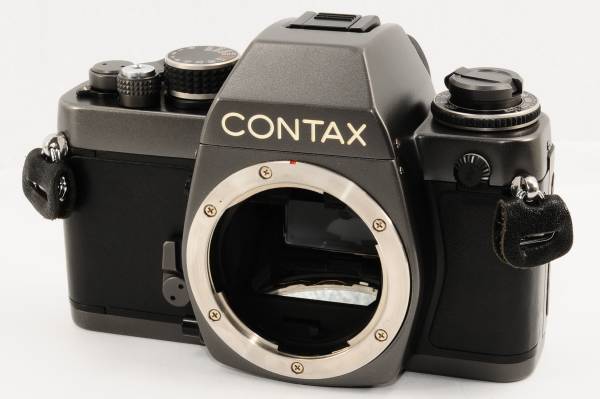 ★ジャンク★ Nikon F3 + MD-4 Nikon F3 ニコン MD-4 モータードライブ ジャンク フィルムカメラ
