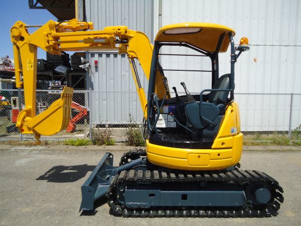コマツ PC30UU-3AC ミニ油圧ショベル 3tクラス ユンボ 小旋回 アーム 