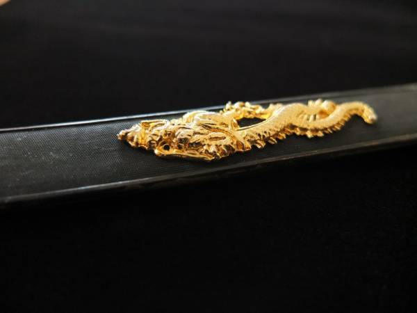 美術品・アンティーク・コレクション 日本刀装具 小柄 笄 龍の図 銅地