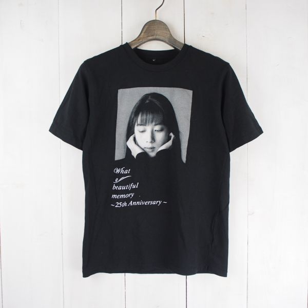 ZARD ZARD 坂井泉水さん 黒フォトTシャツ (M) What a beautiful ZARD ZARD 坂井泉水さん 黒フォトTシャツ (M) What a beautiful