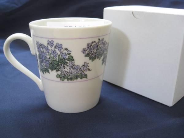 六花亭ノベルティ マグカップ みやますみれ 保管品 広告 ノベルティグッズ 売買されたオークション情報 Yahooの商品情報をアーカイブ公開 オークファン Aucfan Com