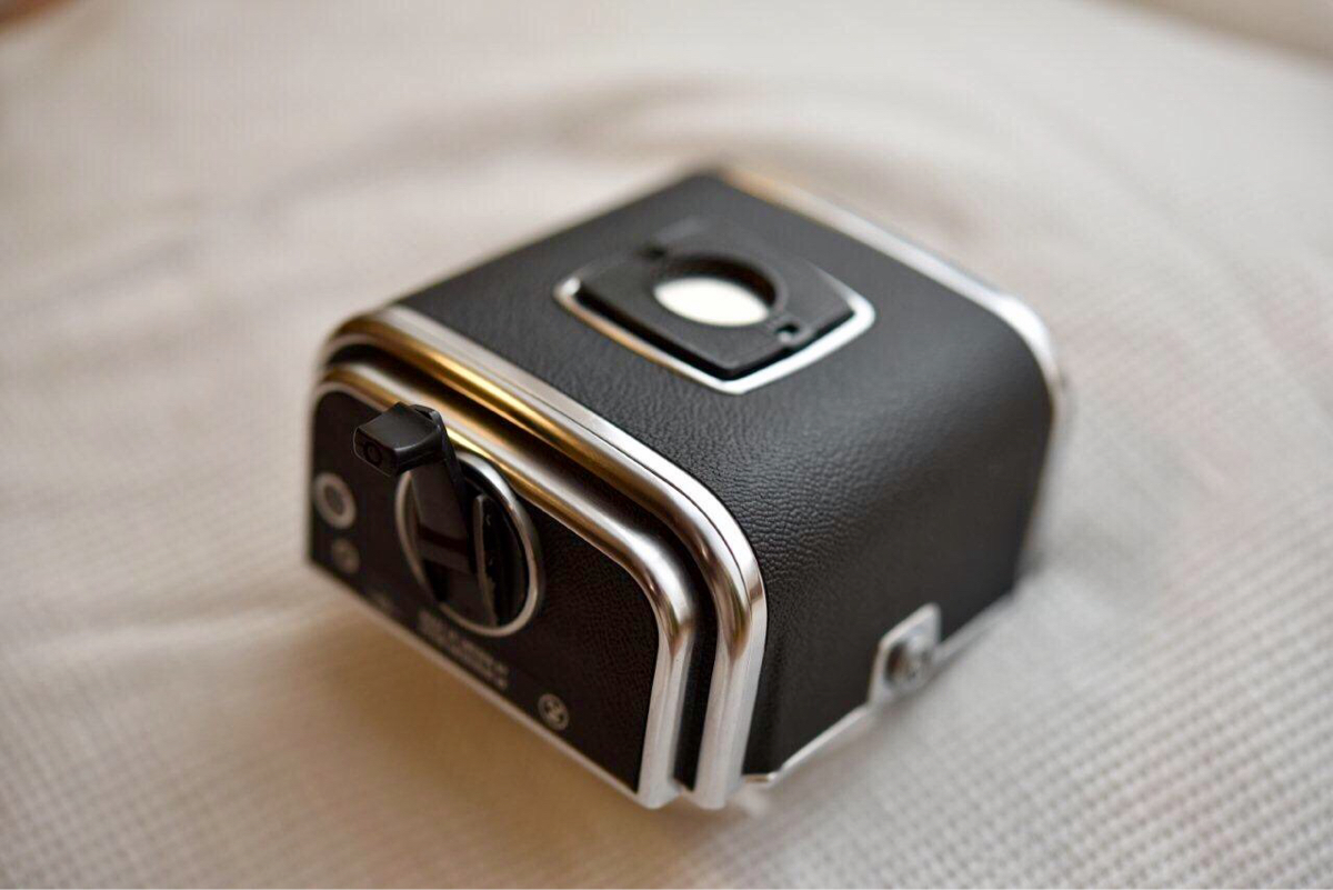HasseIbIad　[難あり] 　　　フイルムマガジン A24 HASSELBLAD(ハッセルブラッド) A-24 フィルムマガジン クローム