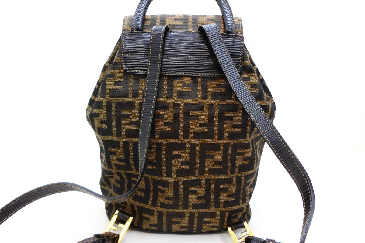 ◇Y7347 FENDI フェンディ ズッカ 柄 キャンバス レザー リュック 