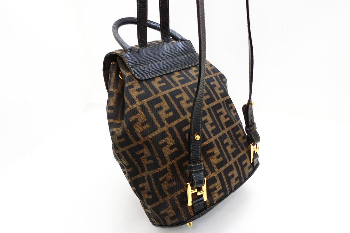 ◇Y7347 FENDI フェンディ ズッカ 柄 キャンバス レザー リュック 