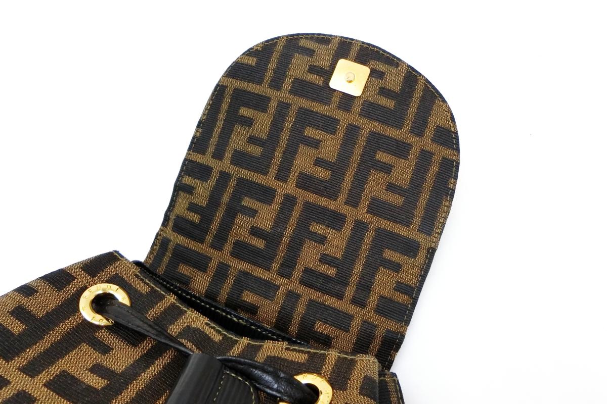 ◇Y7347 FENDI フェンディ ズッカ 柄 キャンバス レザー リュック 