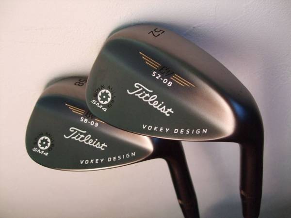 未使用★タイトリストVokeyウェッジSM4 ブラック 52°58°2本組A_1