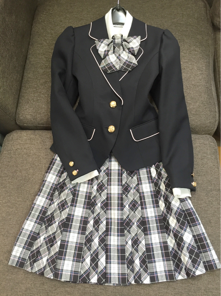 美品 Candy 女児フォーマルスーツ4点セット 160センチ濃紺ジャケット 発表会 卒業式 冠婚葬祭 コンディション良好