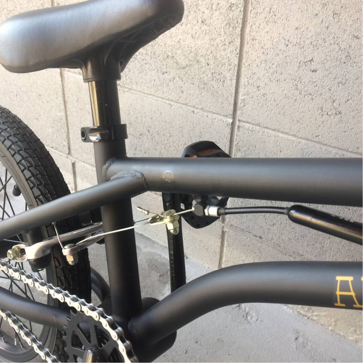 ARES BIKES アーレスバイクス STN アウトレット品 16インチ キッズBMX