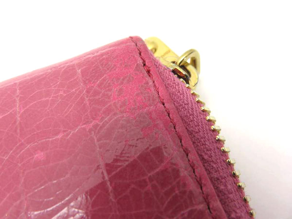 miumiu 1円 ミュウミュウ 型押しデザイン ラウンドファスナー miumiu 1円 ミュウミュウ 型押しデザイン ラウンドファスナー