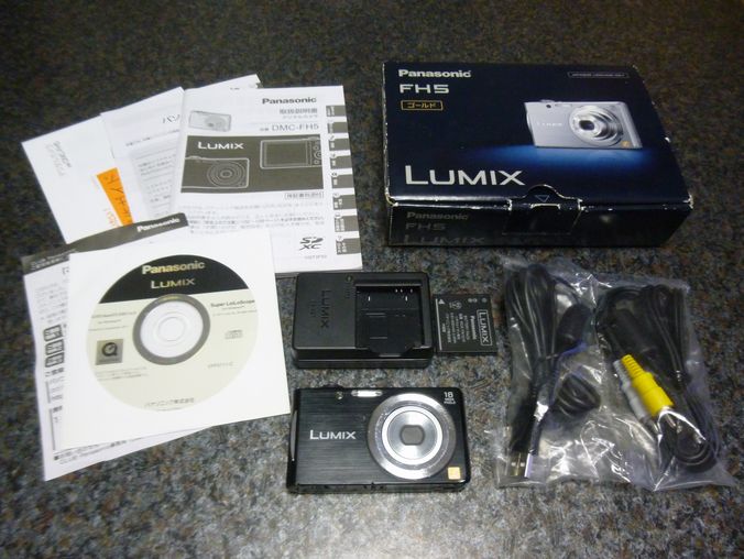 Panasonic LUMIX DMC-FH5□1610万画素 光学式4倍□ブラック（黒） 特徴