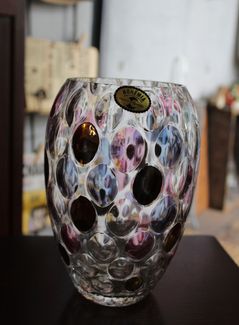 驚きの破格値，格安 ボヘミア ガラス 花瓶 花器 フラワーベース ドット 金彩(工芸ガラス)｜売買されたオークション情報、yahooの商品情報をアーカイブ公開 - オークファン 工芸ガラス