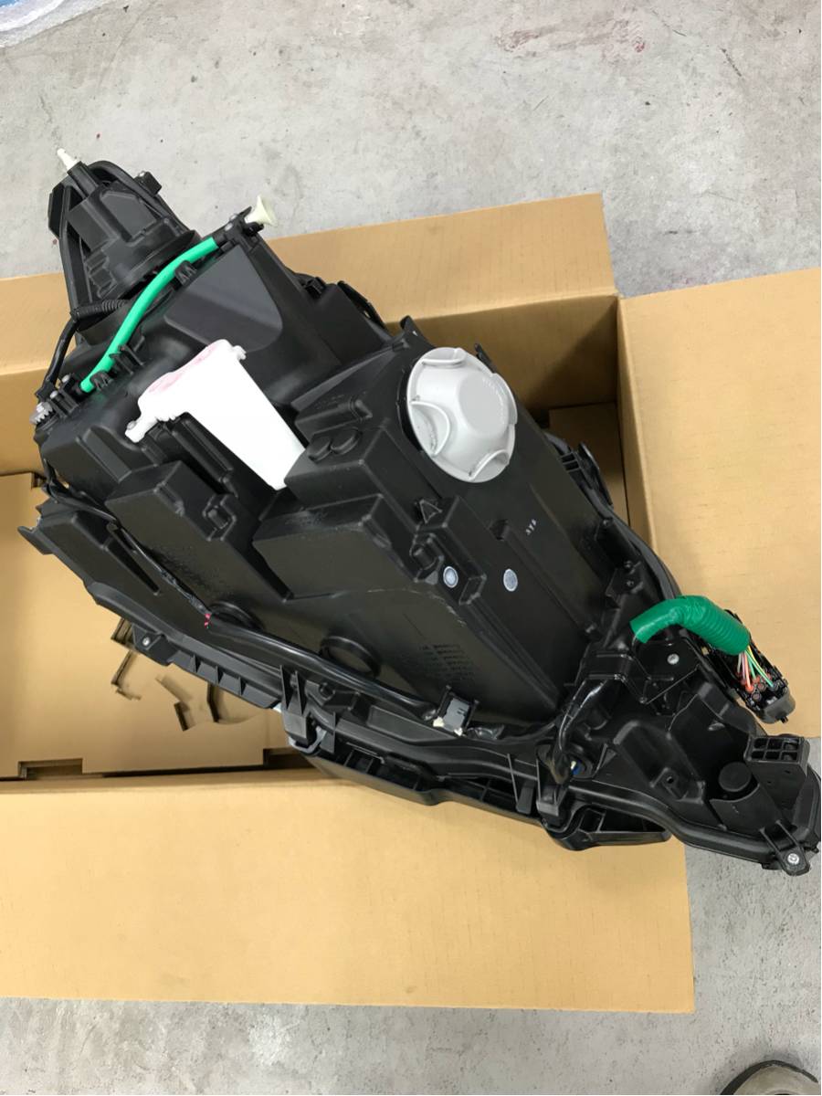 レクサス LS460 LS600h 純正 左ヘッドライト 後期 USF40 LS460 レクサス LS460 LS600h 純正 左ヘッドライト 後期 USF40 LS460