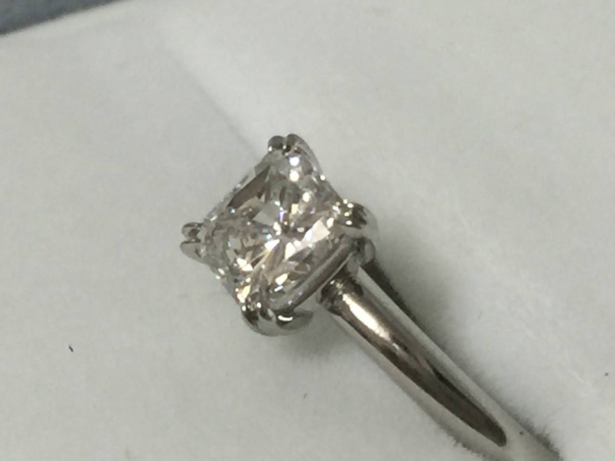 ダイヤモンドリング 1.012CT / F / VS2 / Pt950 鑑定書付き DGL 箱付き 