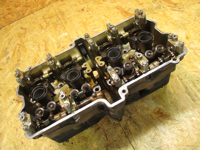 イナズマ1200 純正 シリンダーブロック ヘッド エンジン GV76A♪