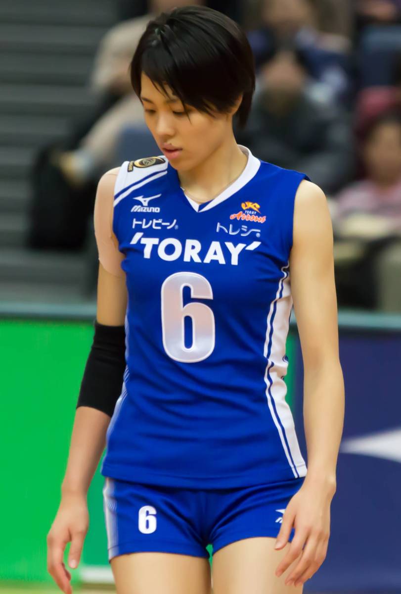 迫田さおり 女子バレーボール 大きな２ｌ ｌサイズ 写真 ｓａｋｏｔａ 高画質 写真 売買されたオークション情報 Yahooの商品情報をアーカイブ公開 オークファン Aucfan Com