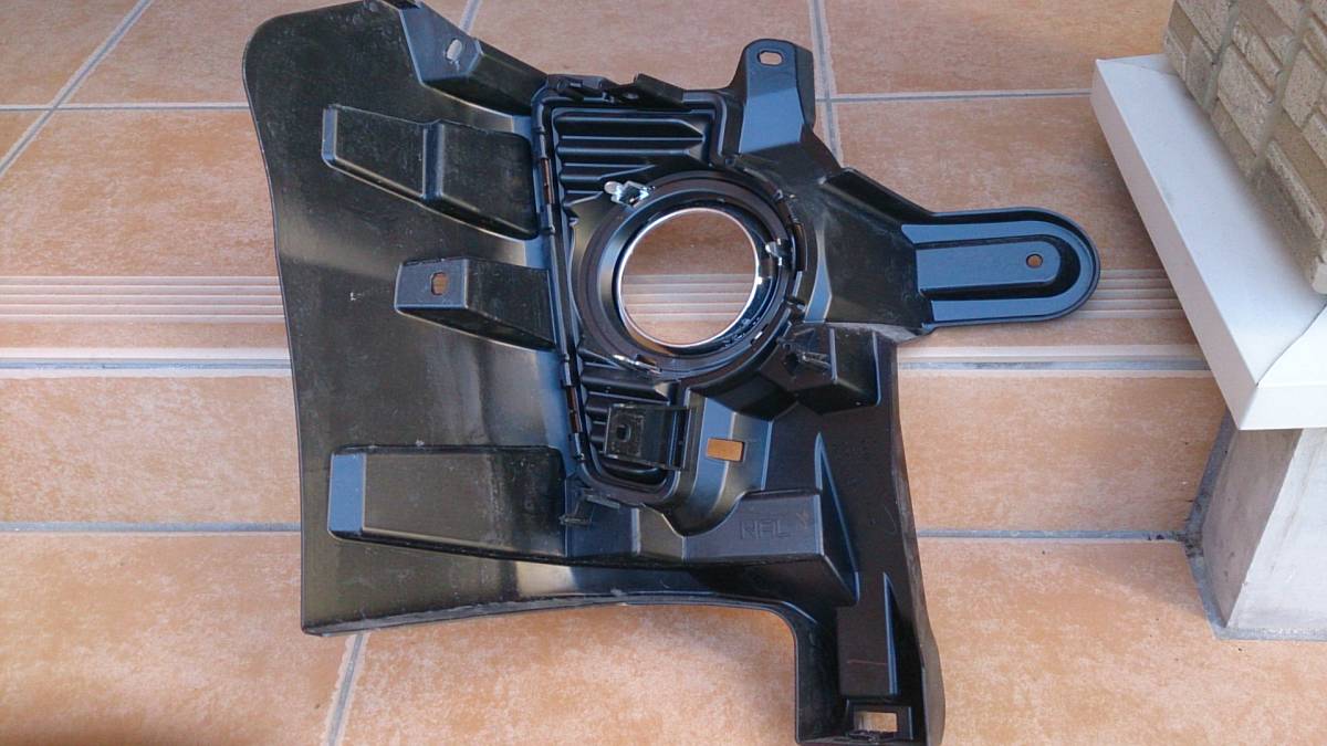 ヴェルファイア30後期 新車外し 20系 ヴェルファイヤ後期 フォグカバー 