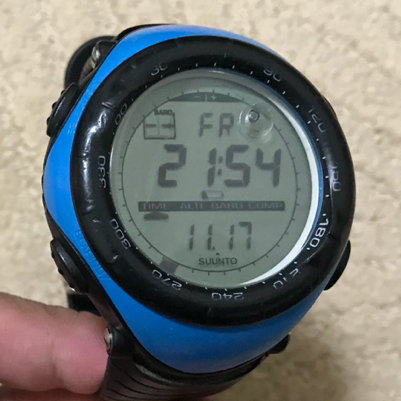 スント SUUNTO ベクター - VECTOR ターコイズブルー 腕時計 レガッタ