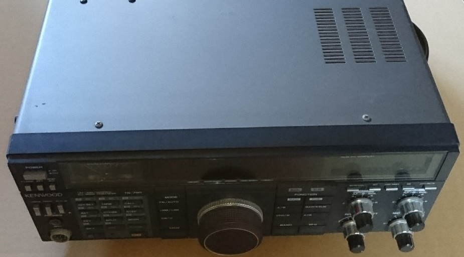 本物保証，高品質 まだまだ現役 KENWOOD製144MHz/430MHｚオールモードトランシーバー TS-790 送信出力10W(固定)｜売買されたオークション情報、yahooの商品情報をアーカイブ公開 - オークファン 固定