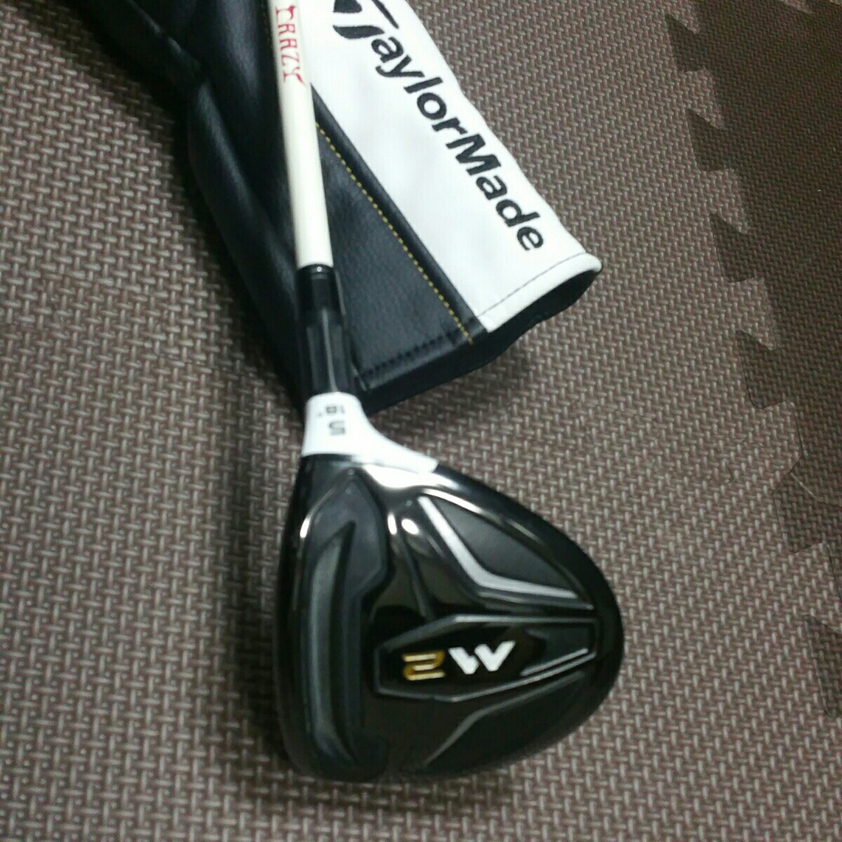 テーラーメイド　M２　フェアウェイウッド　５w　１８度　クレージー　La bomba ＬＹ01 フレックス6.4　R