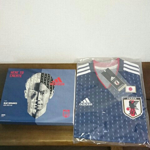 サッカー日本代表レプリカユニフォーム Mサイズ