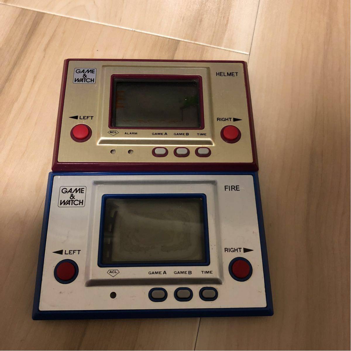 Nintendo 任天堂 Game Watch ゲームウォッチ Helmet Fire ヘルメット ファイア 2セット ゲームウォッチ 売買されたオークション情報 Yahooの商品情報をアーカイブ公開 オークファン Aucfan Com