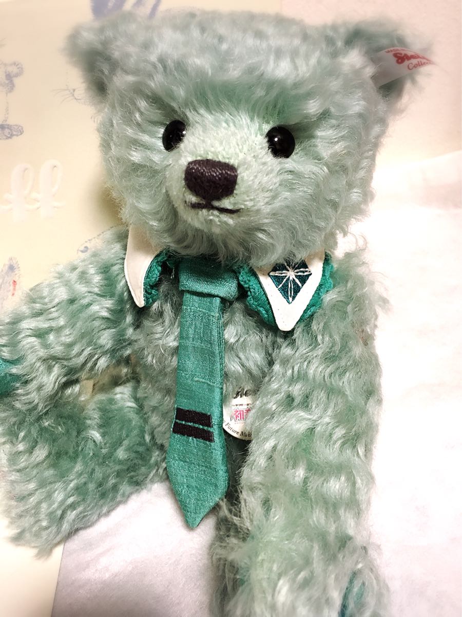 Steiff シュタイフ×初音ミク ぬいぐるみ 初音ミク」×「シュタイフ」コラボぬいぐるみが登場！ シュタイフ 夢
