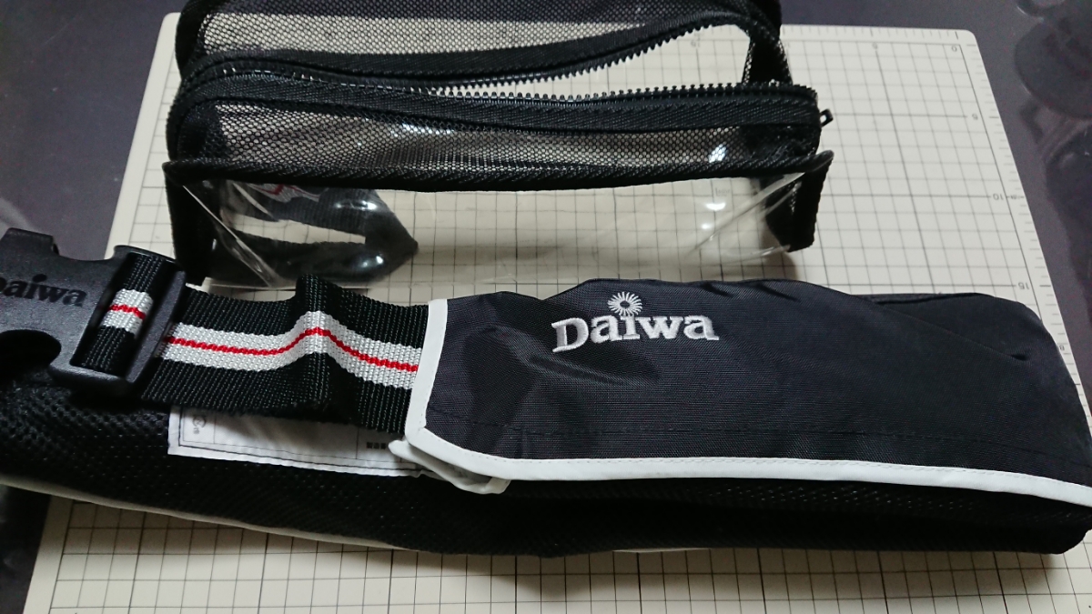 ダイワ　プロバイザー　自動膨張式ライフジャケット 桜マーク トーナメント DAIWA PROVISOR 美品♪_3