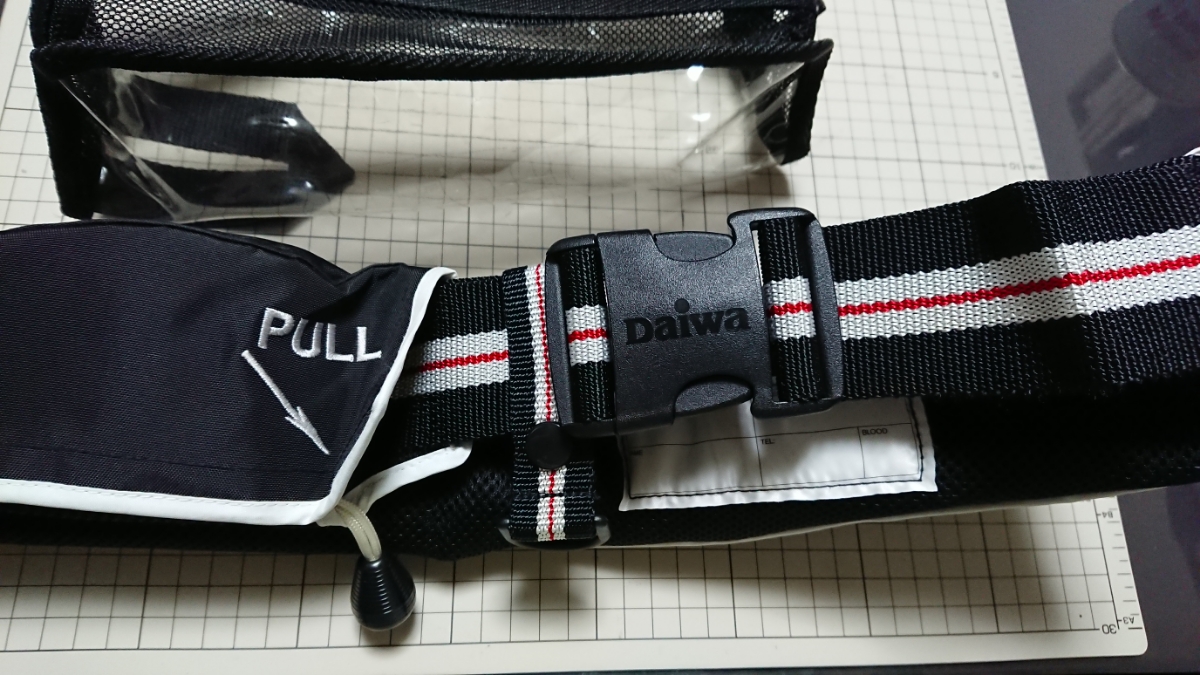 ダイワ　プロバイザー　自動膨張式ライフジャケット 桜マーク トーナメント DAIWA PROVISOR 美品♪_5