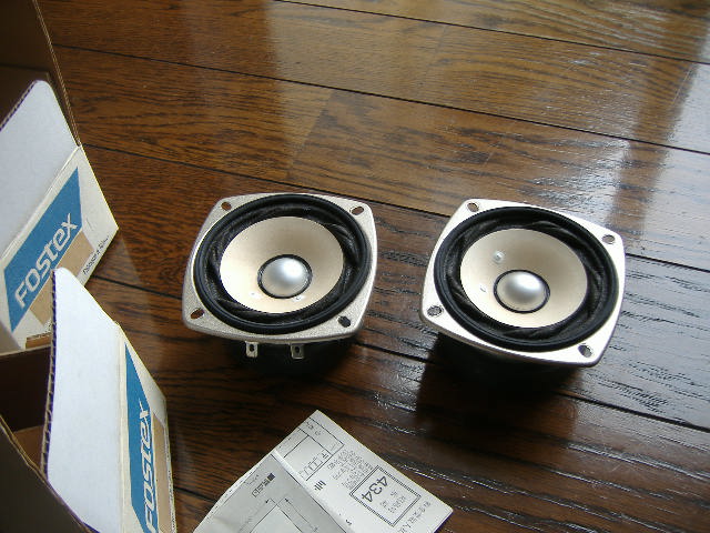 フォステクス FOSTEX FF85K 　8cmコーン形フルレンジスピーカー