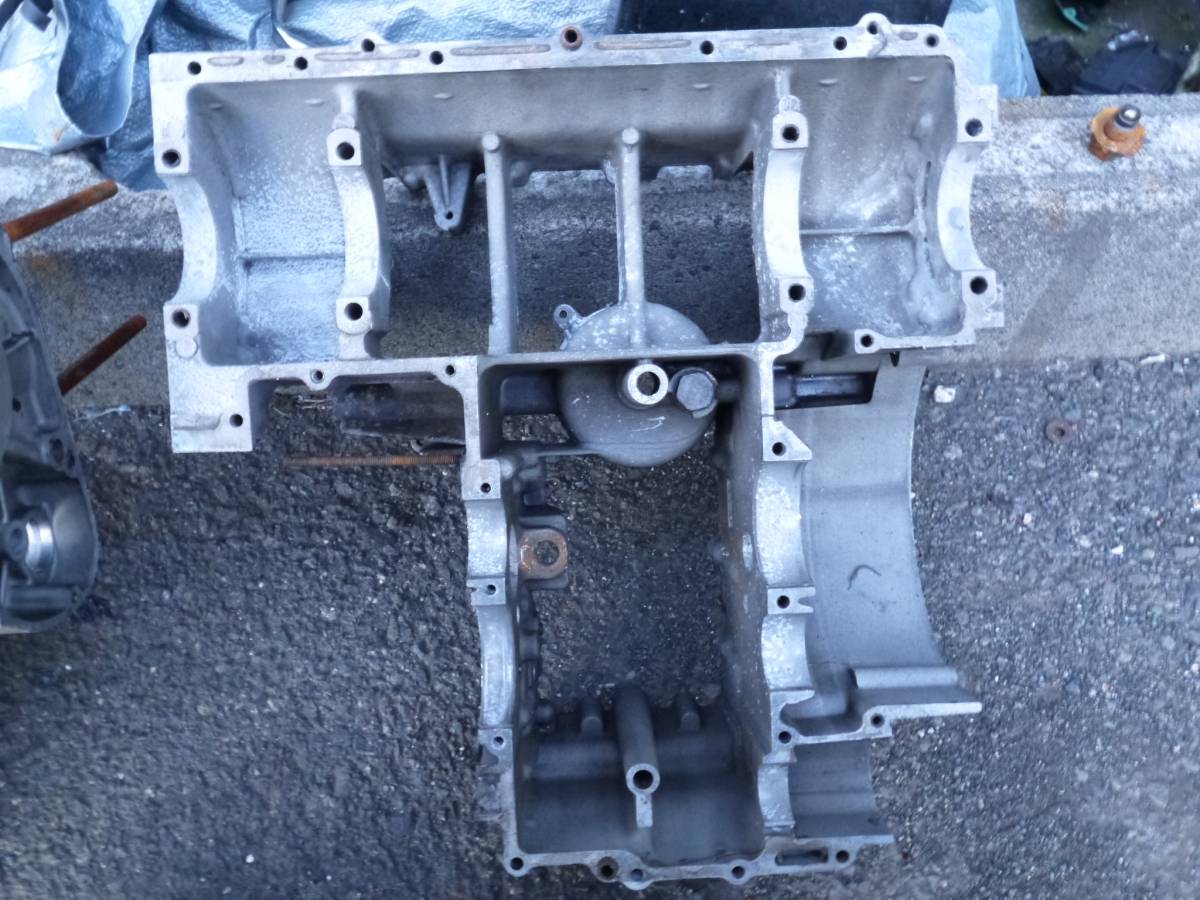 KZ1000MK2 KZKZ1000LTD クランクケース