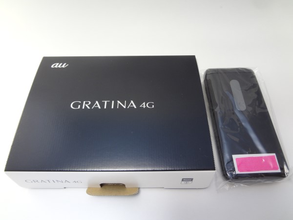 au GRATINA 4G KYF31SWA SIMロック解除済 卓上ホルダ付き 9新品 SIM