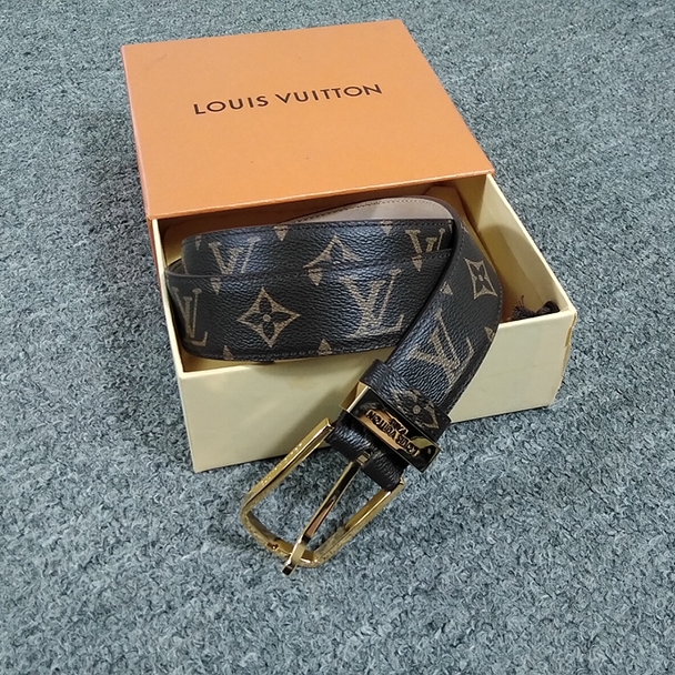 美品　LOUIS VUITTON　Belt ベルト　メンズ ブラウン　 LOUIS VUITTON - 公式 ｜ルイ・ヴィトン ヘリテージ