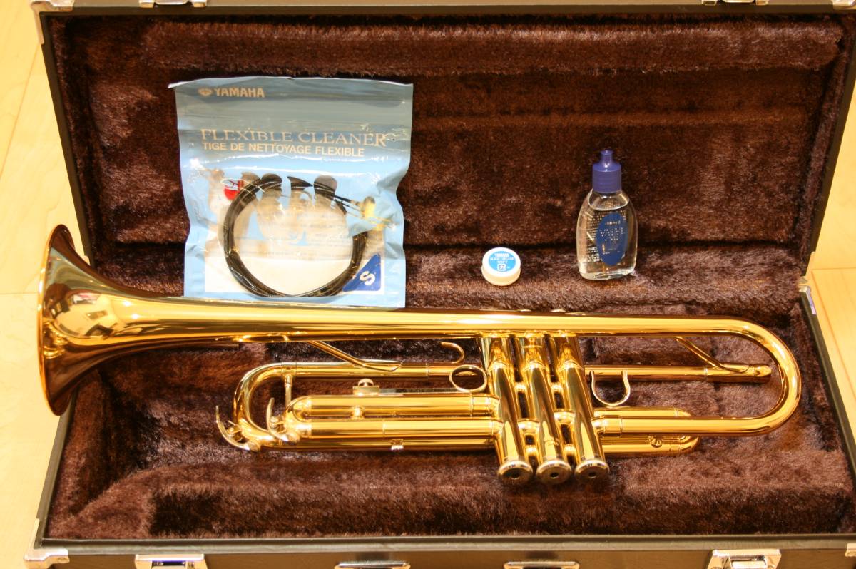 トランペット ヤマハ YAMAHA YTR-2335 - | B♭ 動作品 純正ケース付