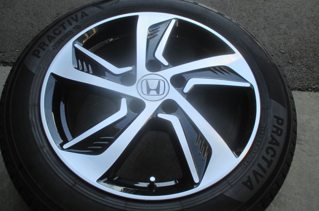 [8180]ホンダ純正 美品 オデッセイ ヴェゼル バリ山 215/55R17 バリ山　ブラポリ