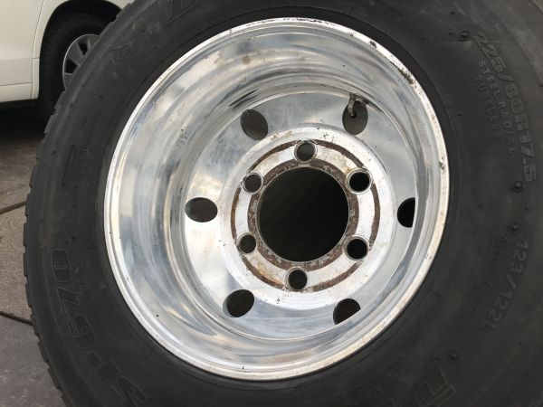 1901-03 ■ トラック アルミホイール 17.5×6.00 L135 6穴 1本 ■