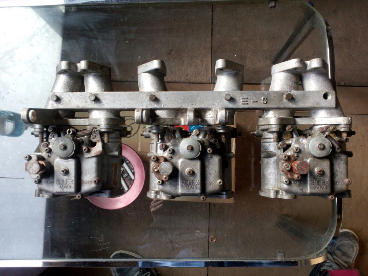 ミクニソレックス、40パイ、インマニ付き。 ソレックス MIKUNI 