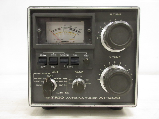 TRIO トリオ AT-200 ANTENNA TUNER アンテナチューナー KENWOOD CORP