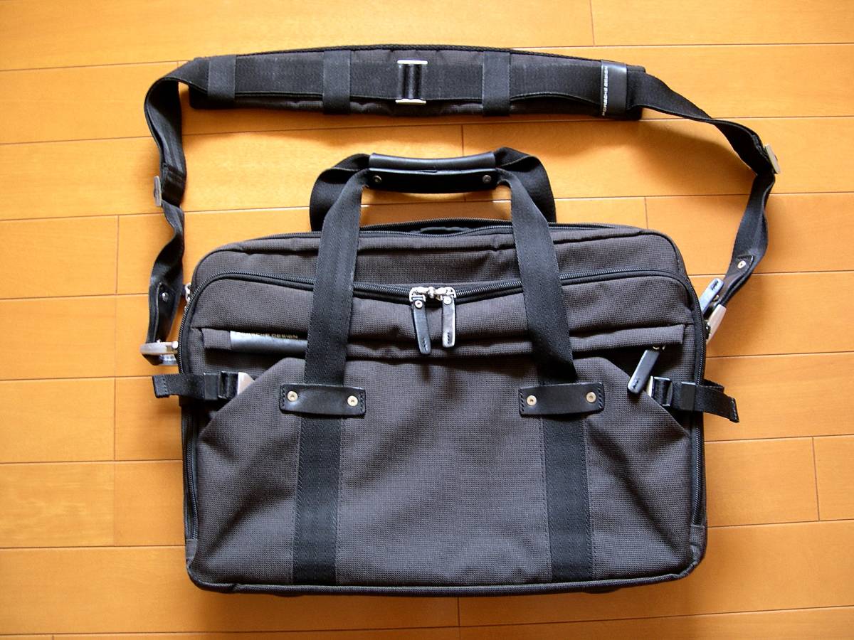 新品，人気 PORSCHE DESIGN ポルシェデザイン CARGON P&acute;2300 ブリーフケース オーバーナイトケース T〇MIやBRI〇FINGとは違うバッグを(ブリーフケース、書類かばん)｜売買されたオークション情報、yahooの商品 ブリーフケース、書類かばん