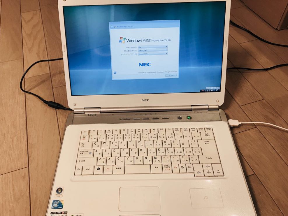 NEC Lavie LL730/TG 16inch/core2Duo2.4GHz/win7/BDあり/officeなし/320GB/メモリ4GB