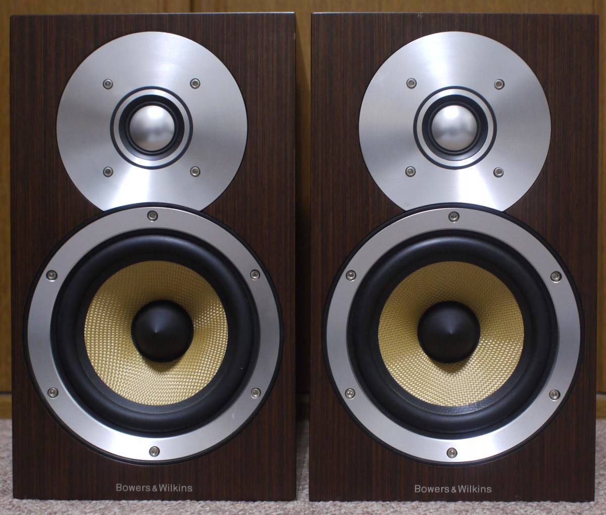 B&W（Bowers & Wilkins） ブックシェルフ型スピーカー CM1（1組