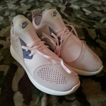 NIKE ナイキ ルナチャージ プレミアム ピンク28㎝