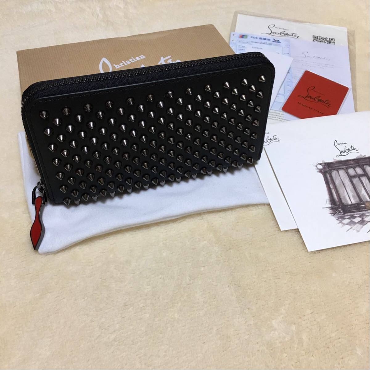 クリスチャン ルブタン ブラック メタル スタッズ 長財布 91 【公式通販】