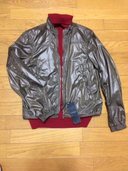 8【未使用】 BURBERRY ウィンドブレーカー定価55650円！グリーン