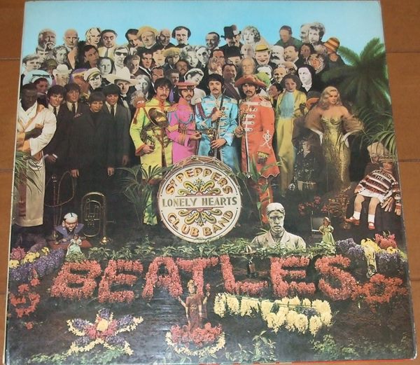 Lonely Hearts Club - Beatles Sgt. Pepper's LP THE BEATLES The Band