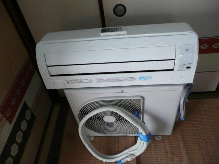東芝RAS-221UR（2011）お掃除機能付きエアコン掃除、クリーニング 東芝 