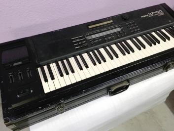 ROLAND XP-50 ジャンク XP-50 Roland シンセサイザー 通電確認済