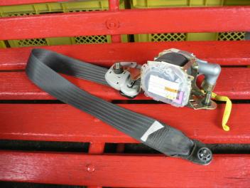 モコ MG21S シートベルト右前 中古