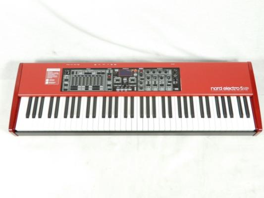 美品 Clavia Nord Electro ノードエレクトロ 5 hp 73 キーボード ケース付 K3015381